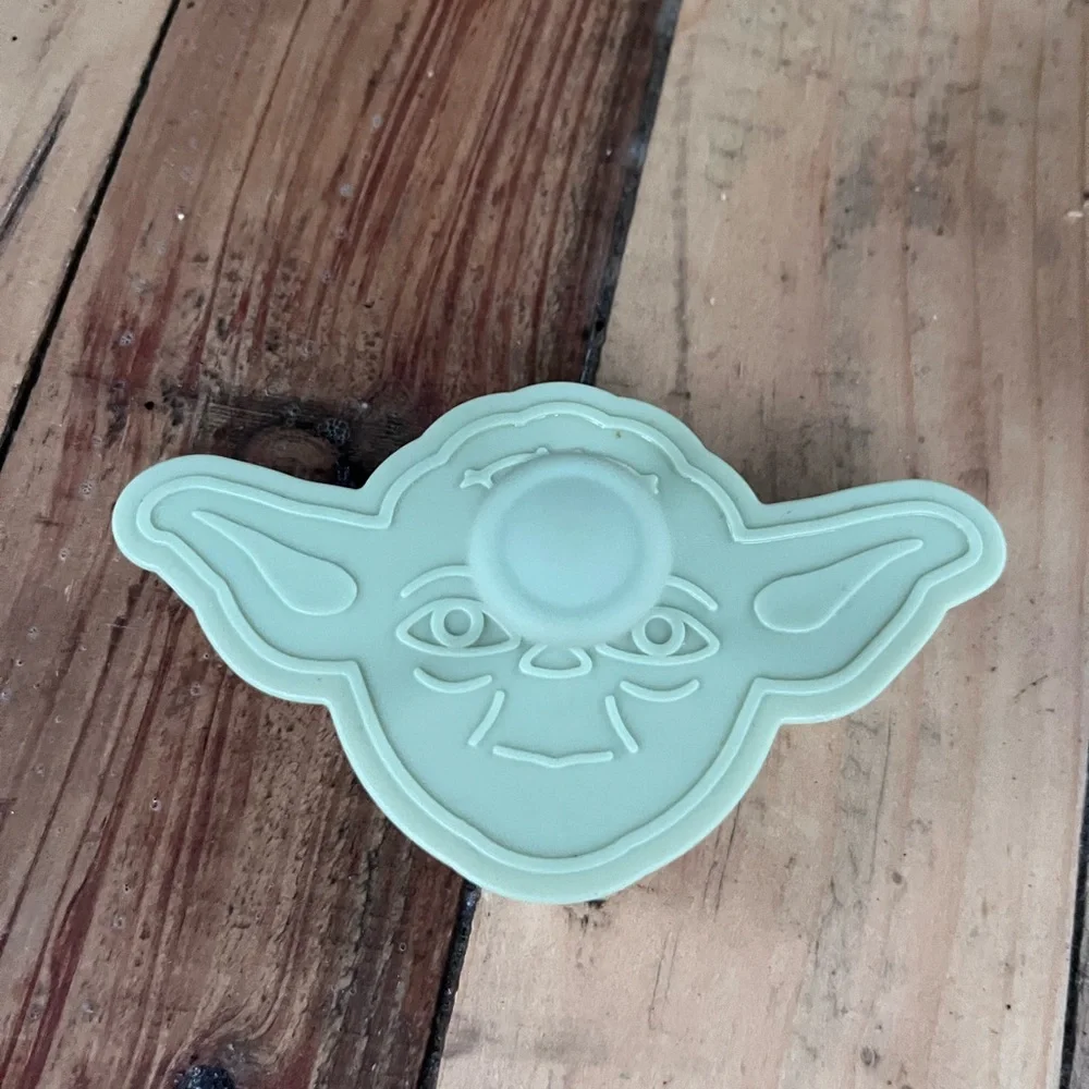 Williams Sonoma Star Wars Cookie Cutter Set of 4 , 2 Pancake Molds Yoda Darth